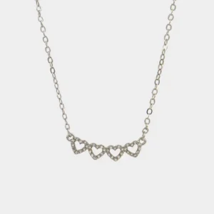 cadena corta con dije de corazones